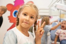 Rojstnodnevno fotografiranje Novo mesto – veseli trenutki, otroški nasmehi in toplina praznovanja.