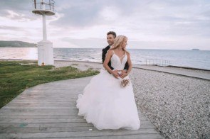 Poročni fotograf Izola – sproščeni in romantični poročni trenutki.